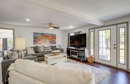 Dover House | Pool Table, Fire Pit Spacious Home in Dover!
