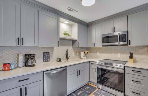 Pooler House | Pooler Charm: Cozy Retreat Minutes from Savannah