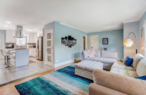 Ashbrook - Clawson Village House | Poolside Bungalow w/ Fire Pit Fun | Luxe King Suite