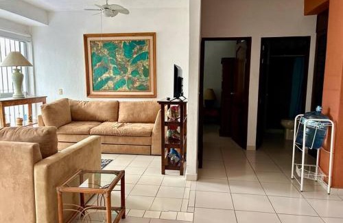 Colonia 5 de Diciembre Apartment | Poolside Casita with Air Conditioning