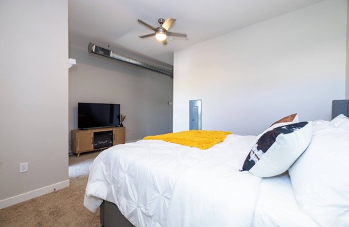 South Mountain Condo | Poolside Oasis with King Bed, Mountain Retreat, Hiking Trails
