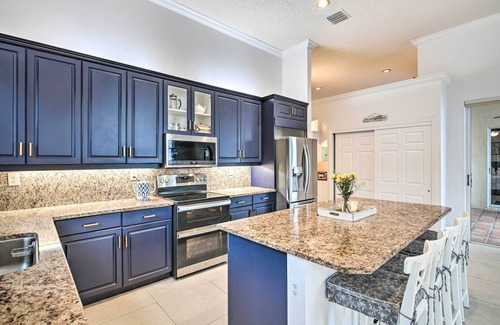 Miramar Villa | Poolside Paradise w/Lake Views in Miramar!