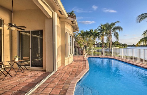 Miramar Villa | Poolside Paradise w/Lake Views in Miramar!