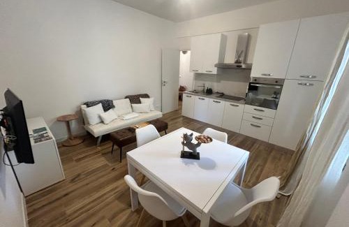 Rapallo Apartment | Pop House