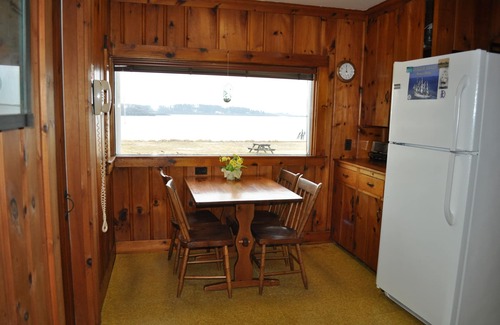 Phippsburg House | Popham Beachfront And Oceanfront Cottage