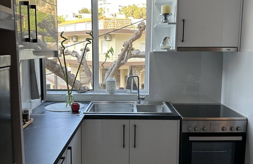 Agia Pelagia Apartment | POPIS MADES SEASIDE APTS (M1)!