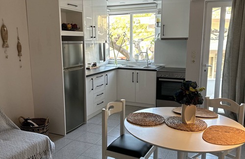 Agia Pelagia Apartment | POPIS MADES SEASIDE APTS (M1)!