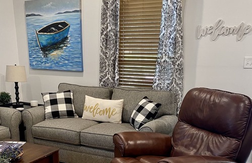 Springville Cabin | Poplar Springs- new Cabin 3 min walk to Kentucky lake!