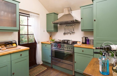 Coniston Cottage | POPPY COTTAGE, pet friendly, character holiday cottage in Coniston