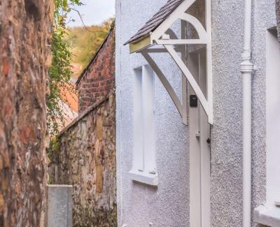 Cupar Apartment | Poppy's Place Cupar