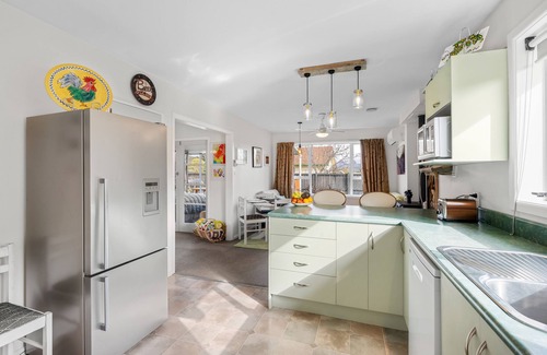 Omarama House | Pops Place - Omarama Holiday Home