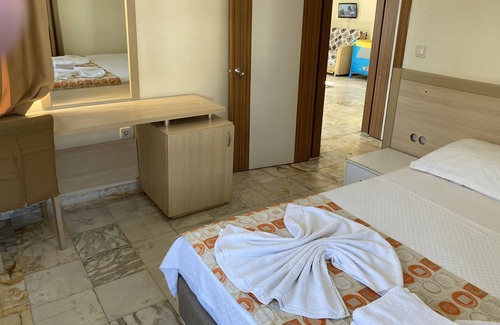 Side Apartment | Popular 1 bed apart home in central Side with many on site amenities facilities