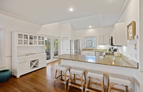Vanderhorst Plantation House | POPULAR 4BR Silver Moss Home, Modern, Short Walk to Beach, Community Pool Access!