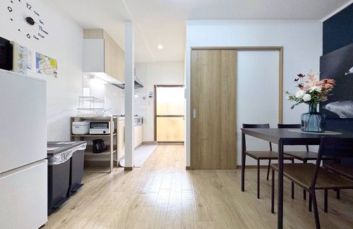 Minato House | Popular Osaka Bay Area】 10 minutes to USJ by boat! 8 minutes to Expo site by train! Kaiyukan and Legoland are a 6-minute walk away! Limousine bus stop to Kansai Airport nearby!