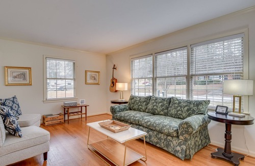 Augusta House | Porch Time - Cozy and Spacious 4 BD/2BA