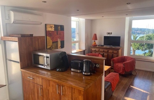 Porquerolles Apartment | Porquerolles island: T3 air-conditioned sea view
