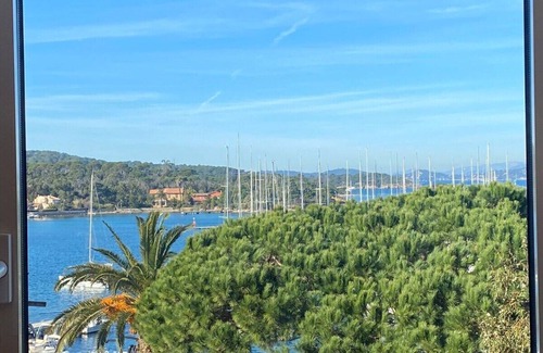 Porquerolles Apartment | Porquerolles island: T3 air-conditioned sea view