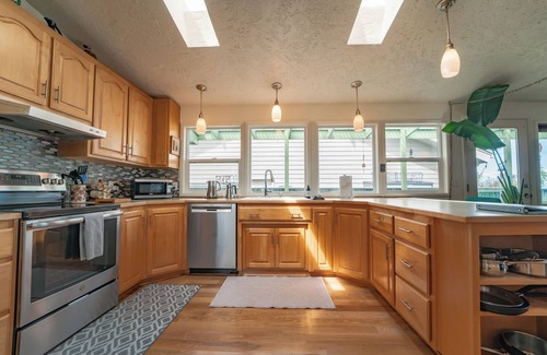 Port Angeles House | Port Angeles Mid Century Ocean lookout