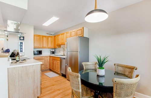 Port Angeles Hotel | Port Angeles Water View Loft