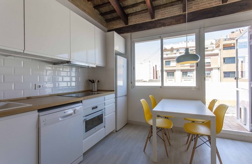 La Creu del Grau Apartment | Port Avenue Attic