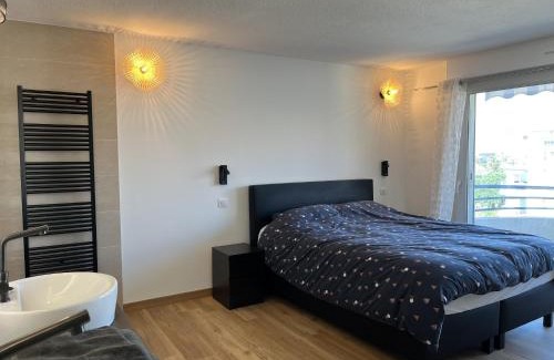 Frejus Plage Apartment | Port Frejus, 150 m de la plage, tres rare a la loc