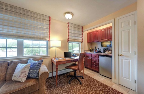 Portsmouth Hotel | Port Inn and Suites Portsmouth, an Ascend Collection Hotel