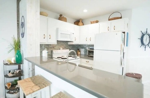 Isle of Palms Condo | Port O' Call E303 - Sensational Top Floor View!