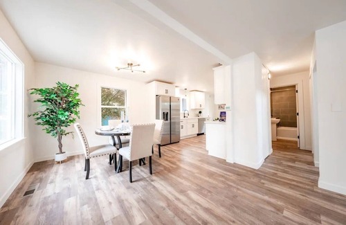 Retsil House | Port Orchard Retreat- 5 Minutes from Downtown