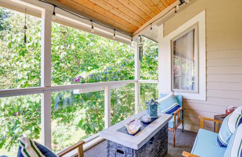 Adelma Beach House | Port Townsend Home Spacious Yard and Mountain Views