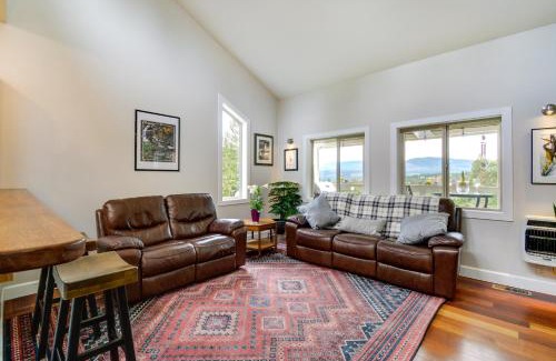 Adelma Beach House | Port Townsend Home Spacious Yard and Mountain Views