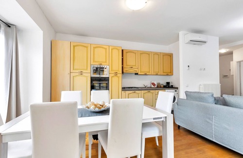 Porta Venezia Apartment | Porta Venezia - Lakeside L&B