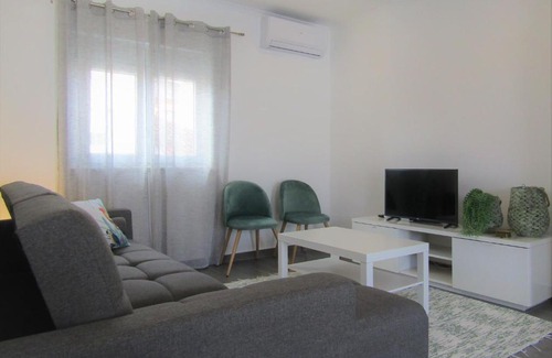 Bombarral Apartment | Porta40 - Vacation House