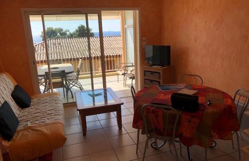 Molini Apartment | PORTICCIO, AGOSTA PLAGE vue mer pour 6 p, 2 ch, PROMO 7 nuits