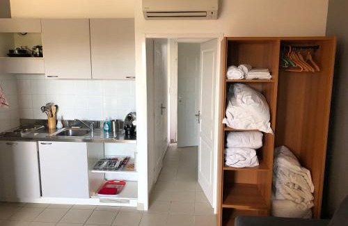 Grosseto-Prugna Apartment | Porticcio centre plage à pieds, studio-cabine 4 Pers max, promo 7 nuits