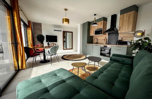 Grosseto-Prugna Apartment | Porticcio Vacations - Terrasse, Piscine, Jacuzzi, Clim - by TGB