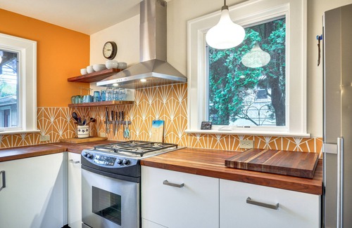 Overlook House | Portland Home w/Office Space Near Adidas HQ