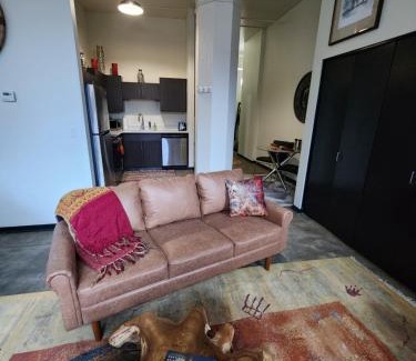 Pearl District Apartment | Portland Studio Apartment - Pearl Dist Vibe