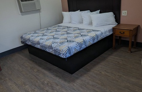 Parkrose Hotel | Portland Value Inn