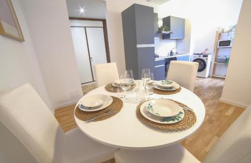 Genoa Apartment | Porto Antico 5 minuti - Near Acquario - Free Wi-Fi e AC - Settimo Piano della Torre