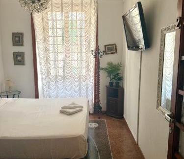 Pegli House | Porto Di Colombo - Affittacamere vicino spiaggia e città