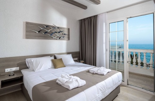 Hersonissos Centre Resort | Porto Greco Village Beach Hotel - All Inclusive