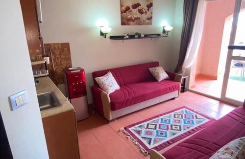 Zafarana Ski Chalet | Porto south beachعائلات فقط