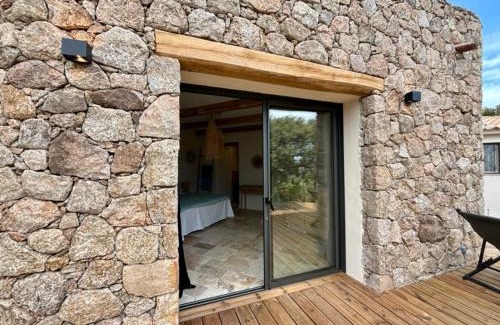 Porto-Vecchio Apartment | PORTO VECCHIO Santa Giulia Grand studio bergerie vue exceptionnelle mer et montagne