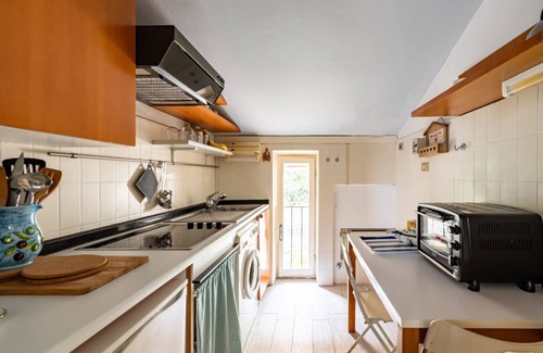 Portovenere Apartment | Portovenere Sea View Apartment with Balcony