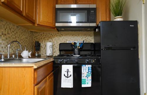 Hyannis Apartment | Portside Tavern