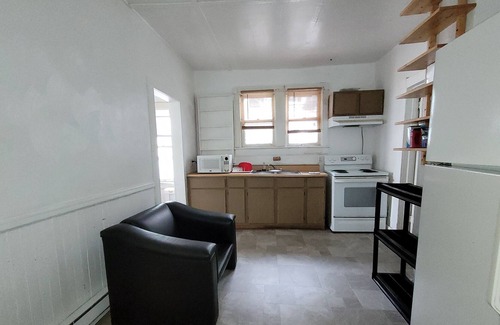 Portsmouth House | Portsmouth ship yard Private room D1