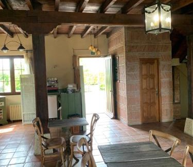 San Roman de la Llanilla House | Posada El Jardin de Angela
