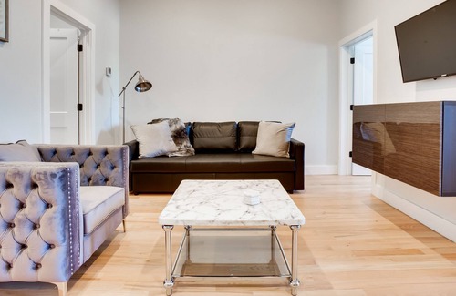 North Ironbound Apartment | Posh Newark Vacation Rental Near NYC!