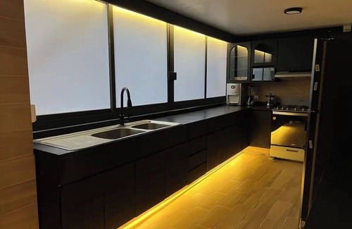 Los Morales Apartment | Posh Polanco Apts with Tv and Desk