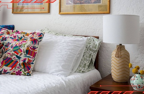 Westlake Apartment | Posh Studio for 2! Near DTLA!
